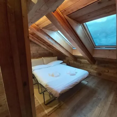 Essence Du Bois Champlas *
